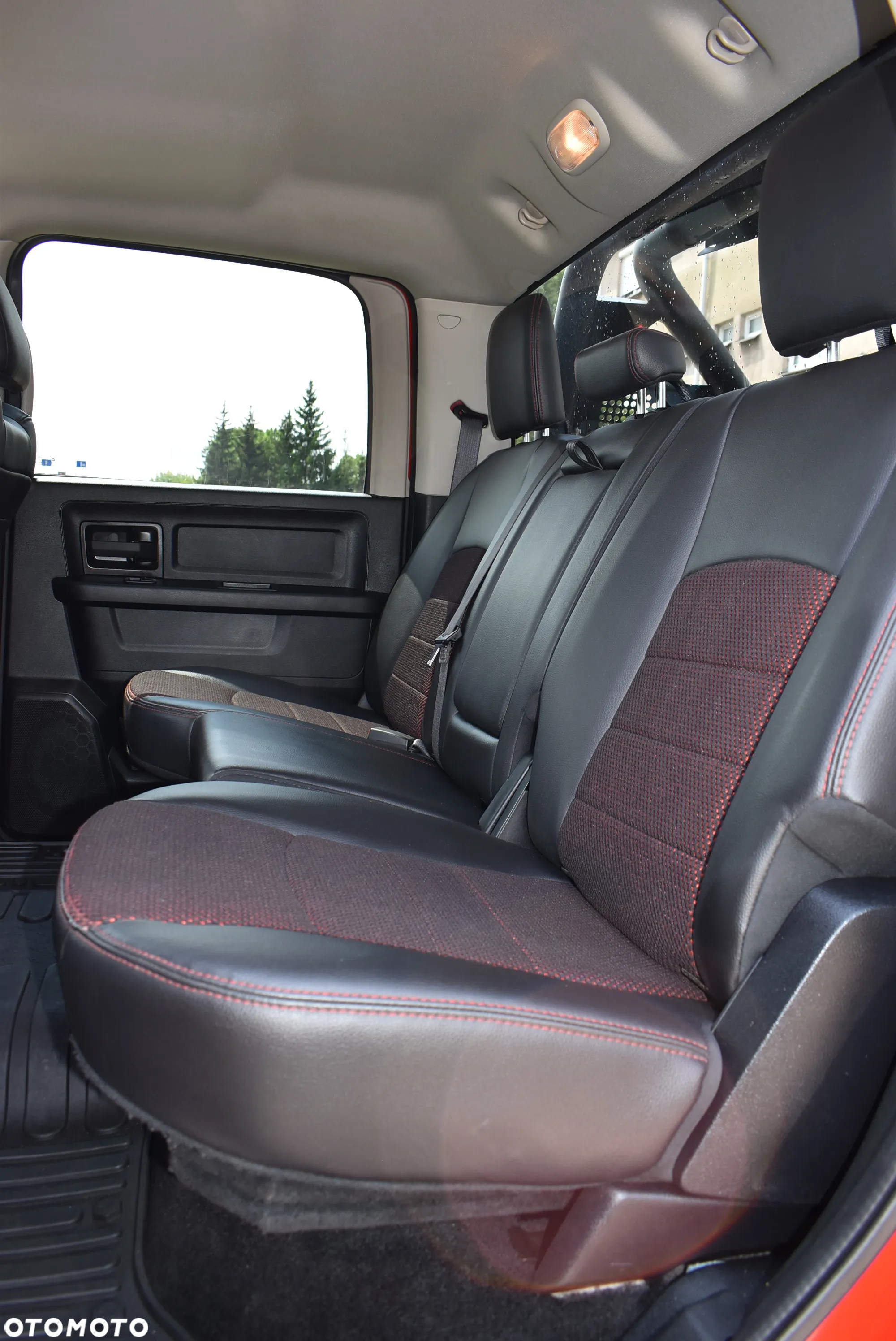 RAM 1500 Crew Cab Sport - 26