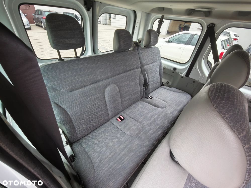 Renault Trafic L1H1 Passenger Lux - 33