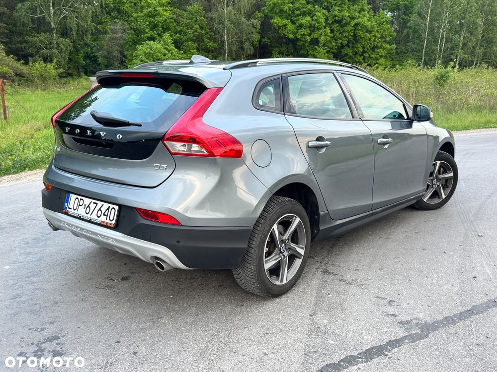 Volvo V40 D3 Momentum - 13