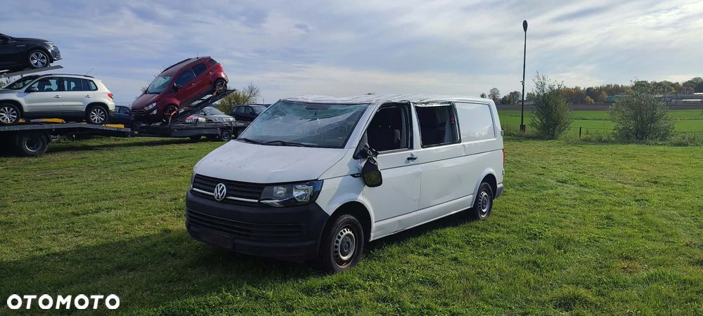 Volkswagen Transporter - 1