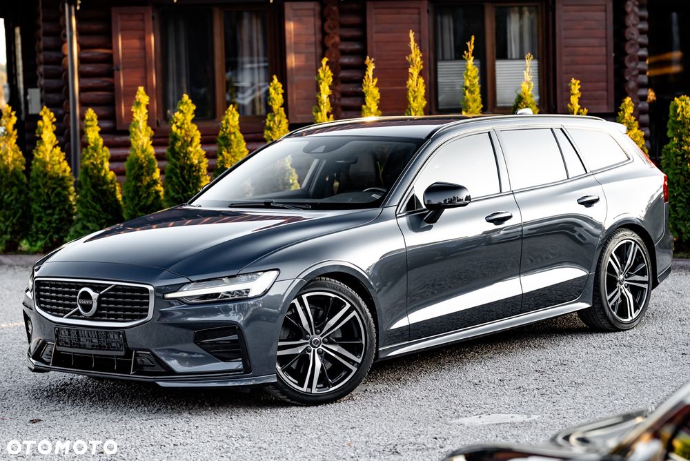 Volvo V60 B5 B R-Design - 3