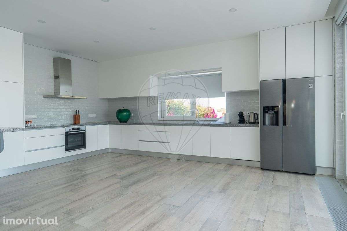 Moradia T4 para venda - Grande imagem: 2/50