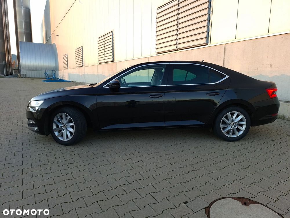 Skoda Superb 2.0 TDI SCR 4x4 Ambition DSG - 10