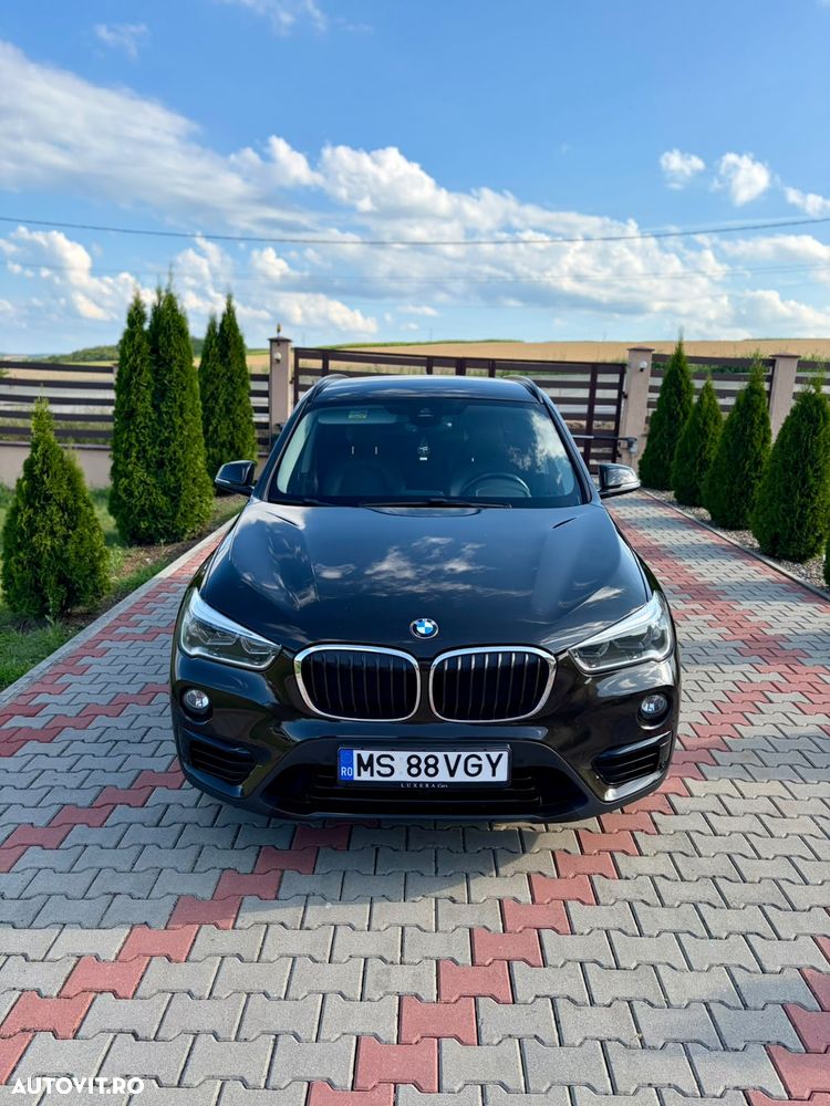 BMW X1 xDrive25i AT Advantage - 9