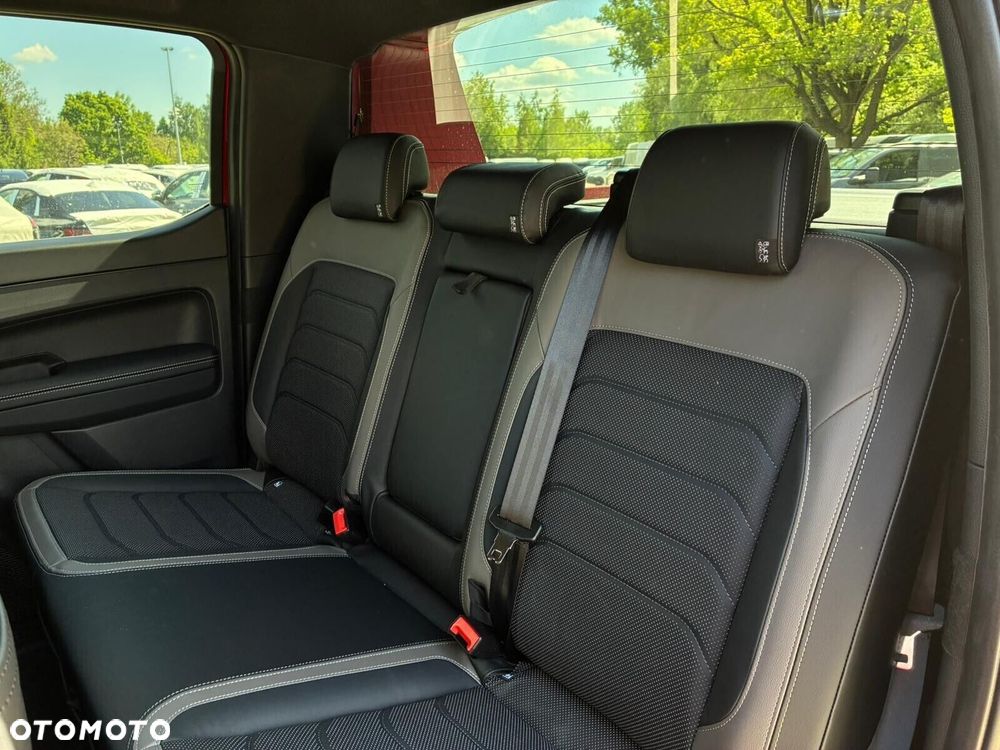 Volkswagen Amarok - 15