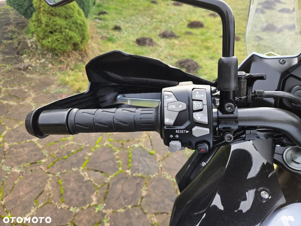 Kawasaki Versys 1000 - 17
