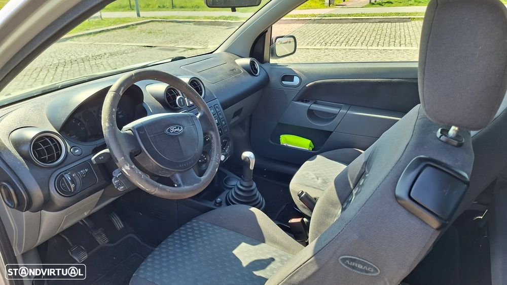 Ford Fiesta 1.25 Ambiente - 3