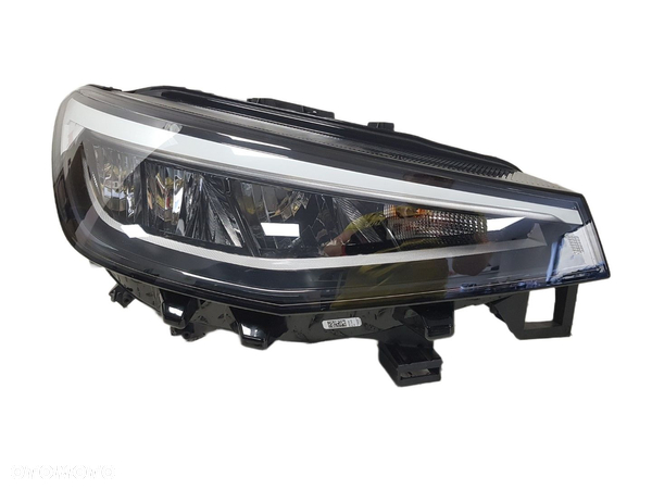 VW ID4 ID.4 LAMPA PRAWA PRZEDNIA PRZÓD  REFLEKTOR FULL LED 11B941006B ŁADNA EUROPA