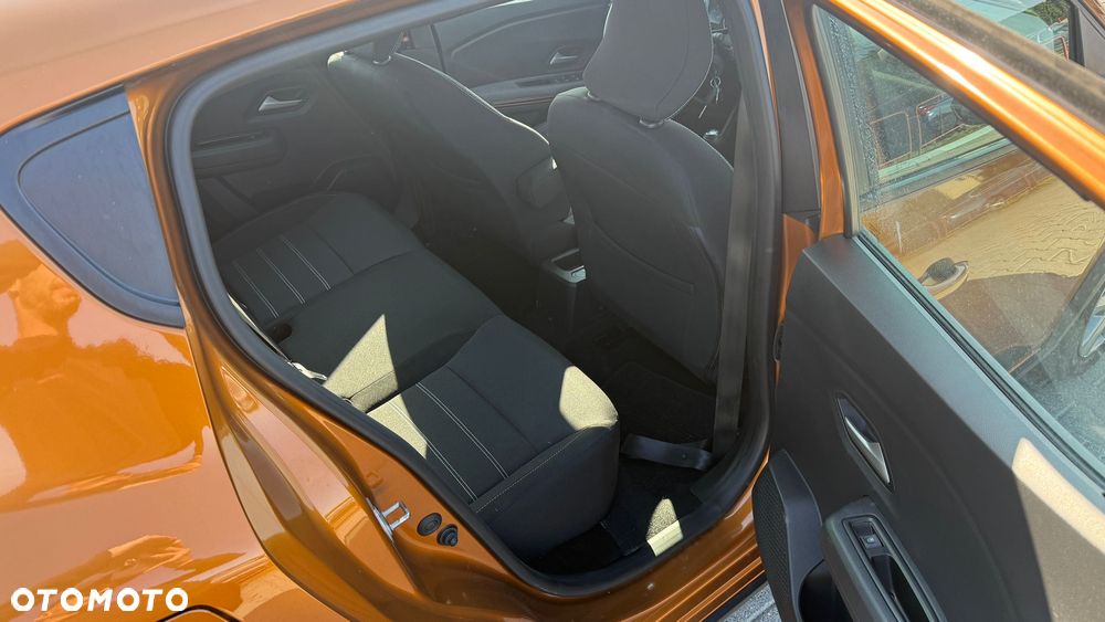 Dacia Sandero 1.0 TCe Laureate S&S - 8