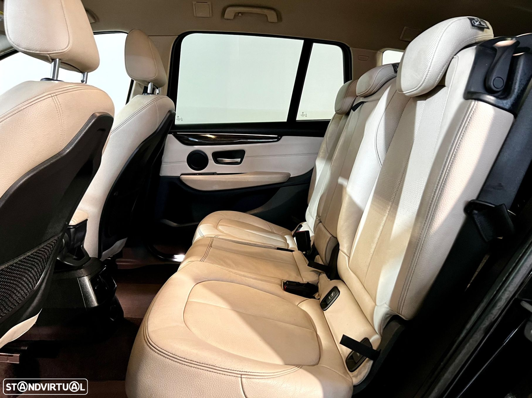 BMW 216 Gran Tourer d 7L Line Luxury - 20