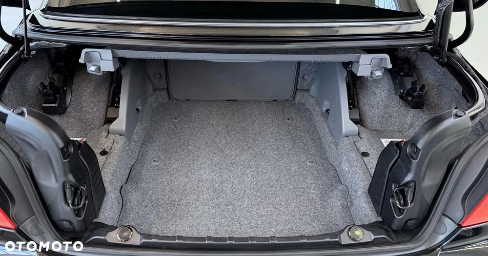 BMW Seria 3 320d DPF M Sport Edition - 11
