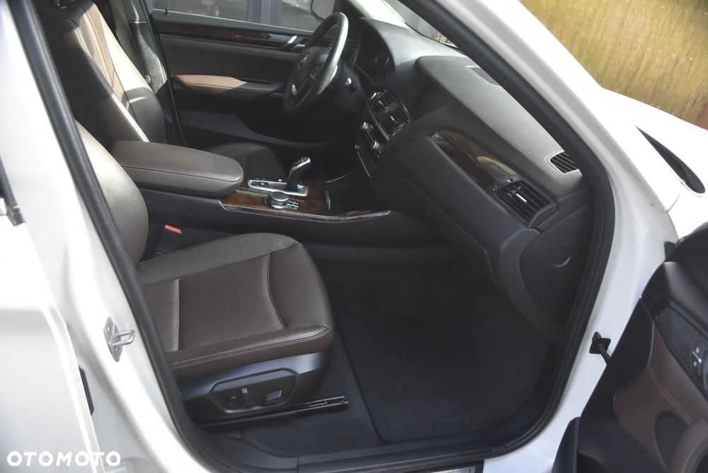 BMW X4 xDrive28i Advantage - 9