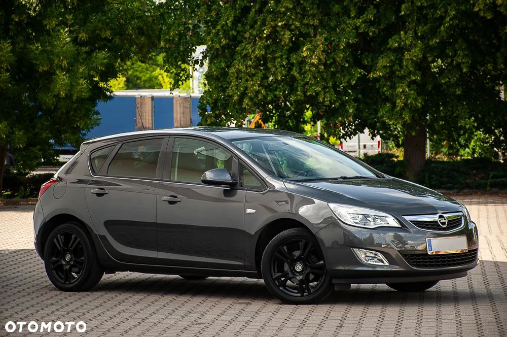 Opel Astra 1.4 Turbo Innovation - 15