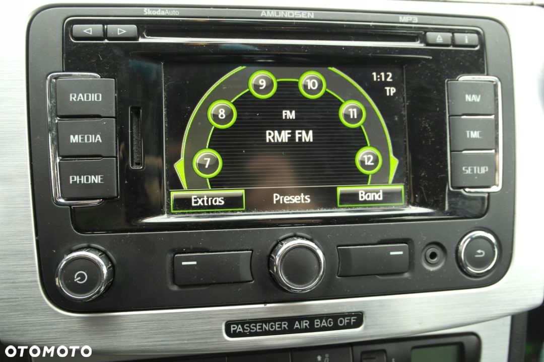 NAWIGACJA RNS310 AMUNDSEN SKODA RADIO CD - 2