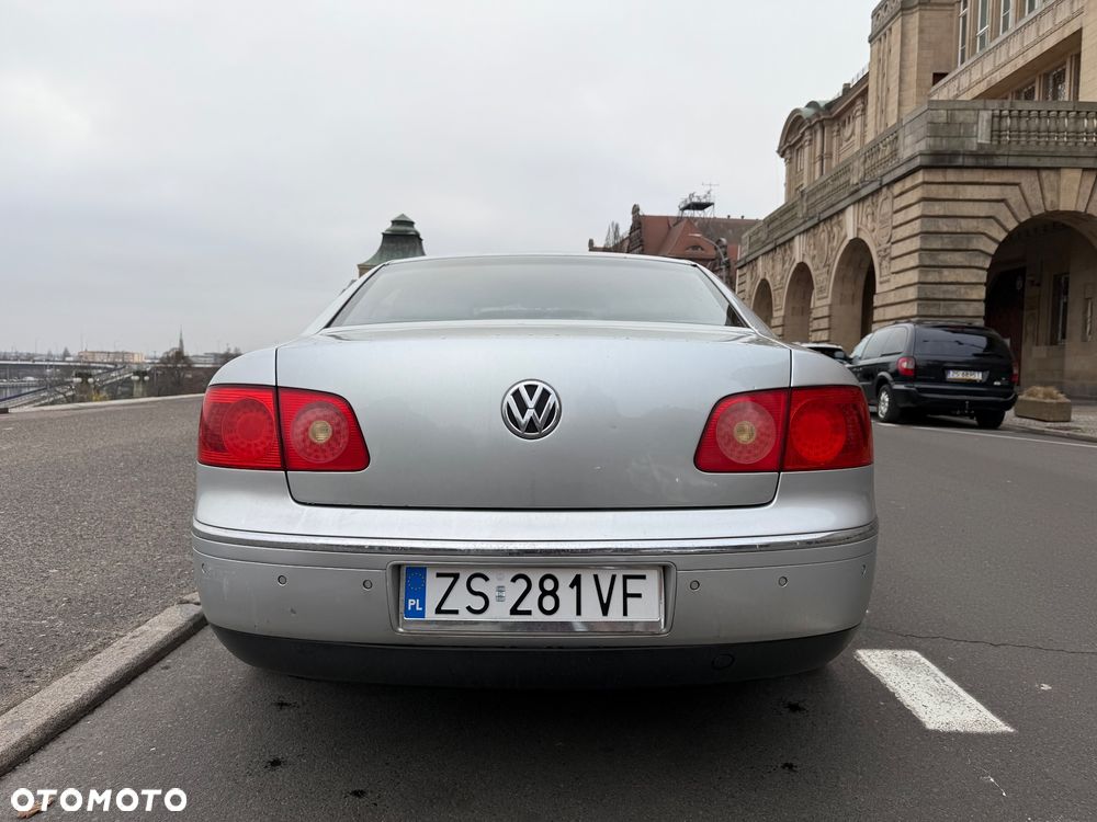 Volkswagen Phaeton 3.2 V6 4Mot (5 os.) - 9