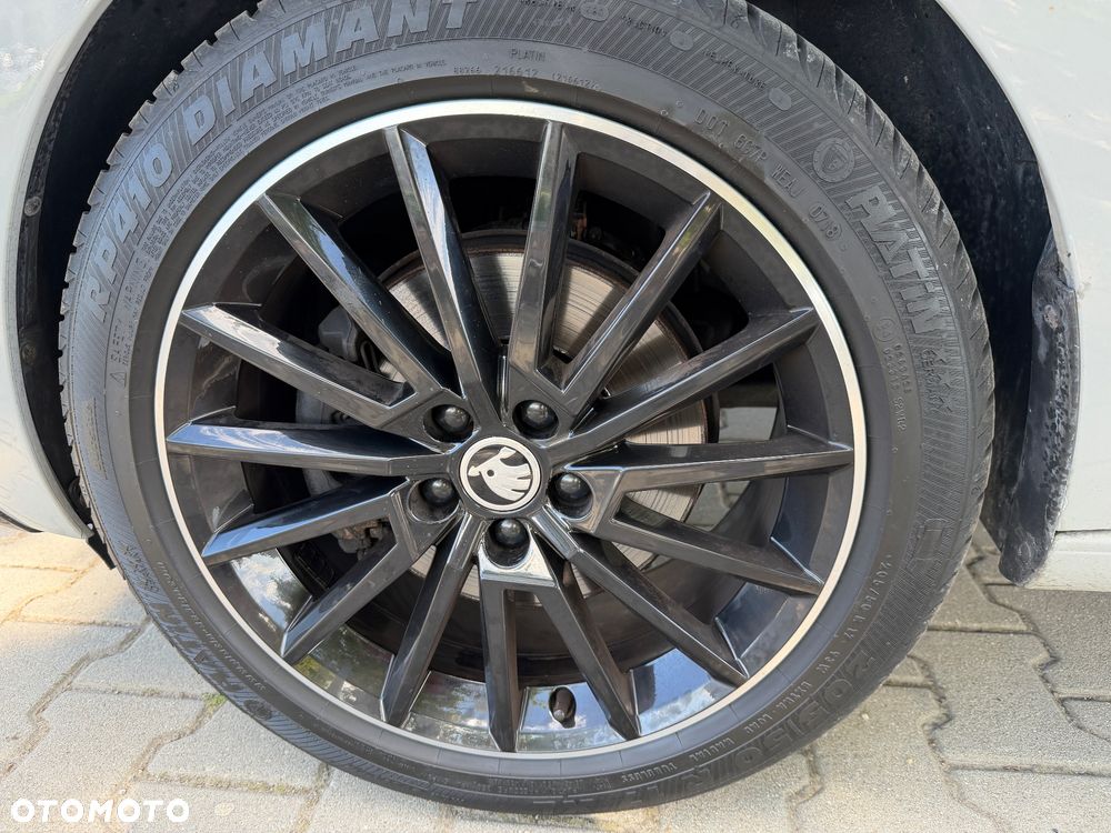 Skoda RAPID 1.0 TSI DSG Monte Carlo - 16