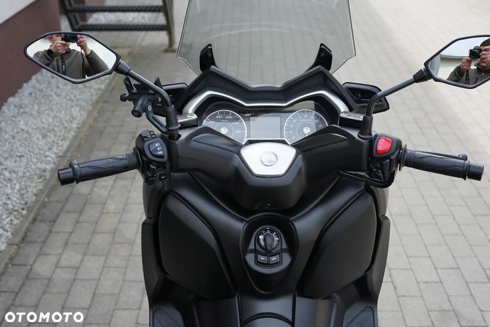 Yamaha X-max - 13