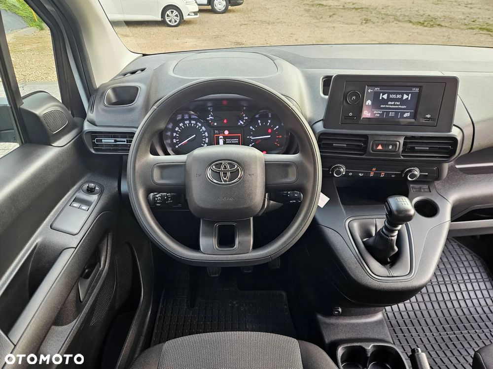 Toyota Proace City Verso Long 1.5 D-4D Business - 10