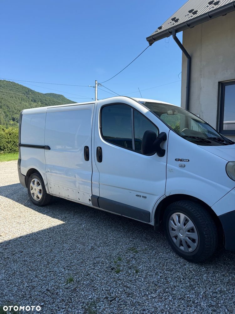Renault Trafic - 8
