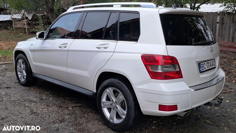 Mercedes-Benz GLK 220 CDI DPF BlueEFFICIENCY 7G-TRONIC - 3