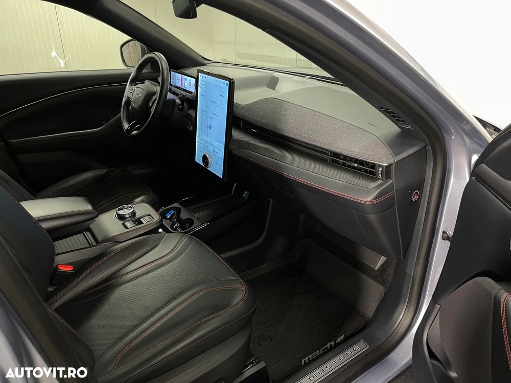 Ford Mustang Mach-E AWD Extended Range 258 kW Premium - 10