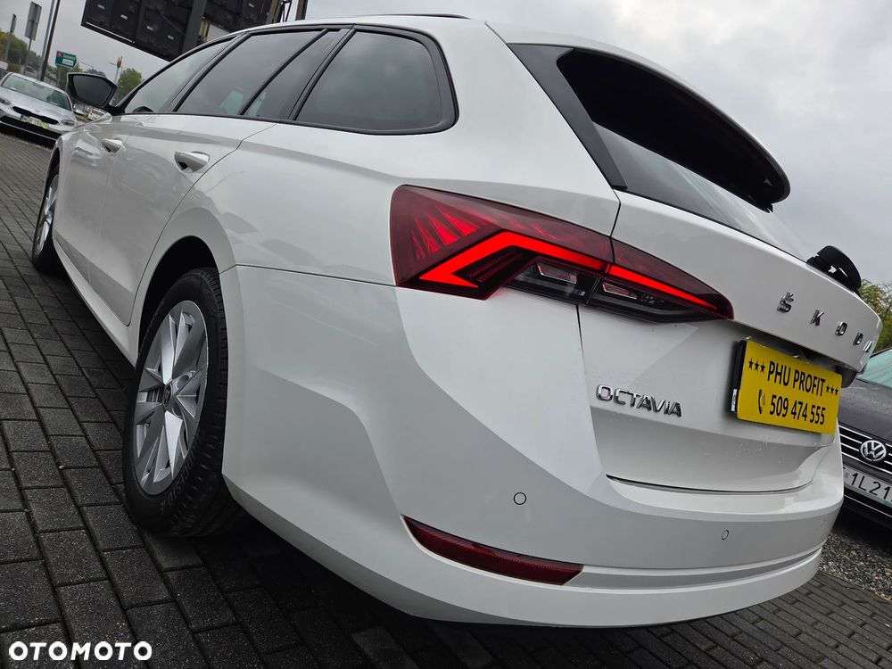 Skoda Octavia 1.0 TSI Ambition - 11