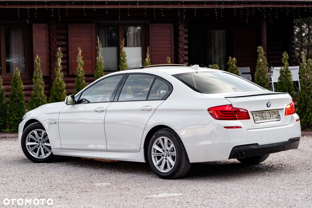 BMW Seria 5 520d Sport-Aut - 14