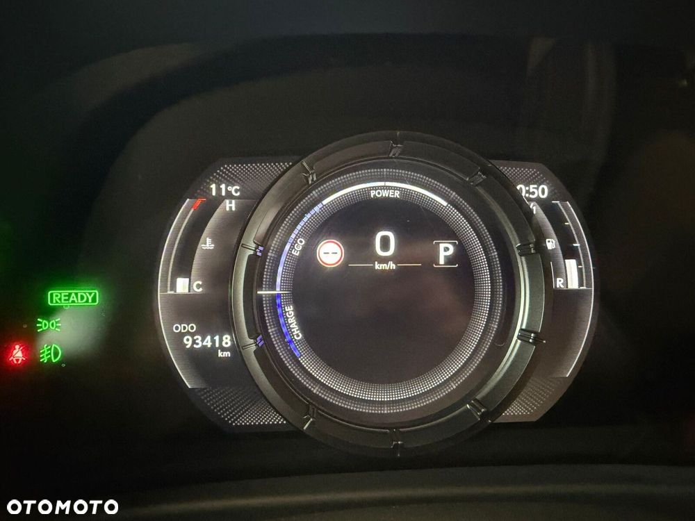 Lexus UX - 36