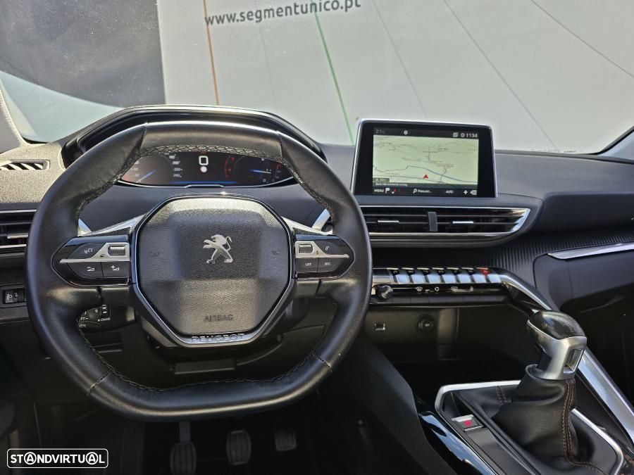 Peugeot 3008 1.5 BlueHDi Active - 16