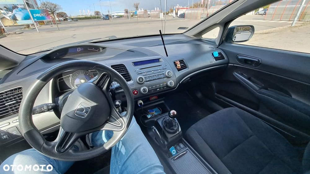 Honda Civic 1.8 Executive - 3