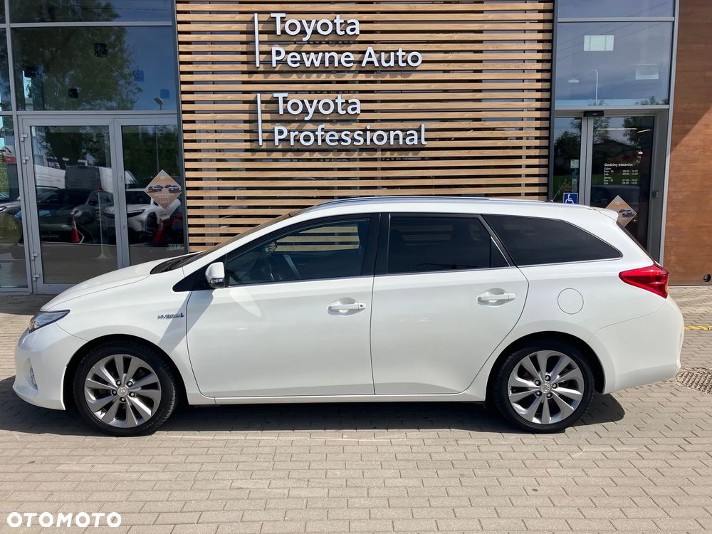 Toyota Auris - 4