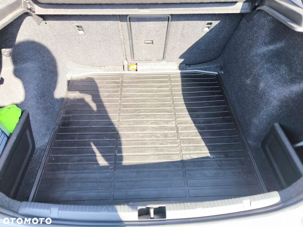 Skoda RAPID 1.0 TSI Ambition - 31