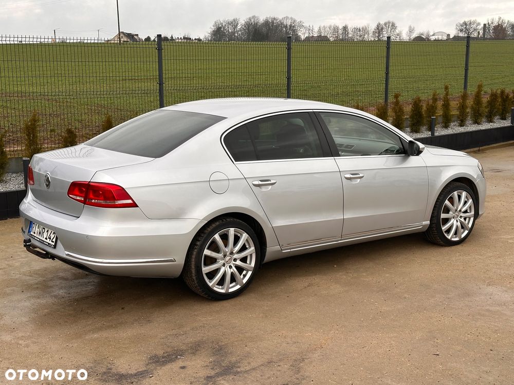 Volkswagen Passat 2.0 TDI BlueMotion Technology Comfortline - 9