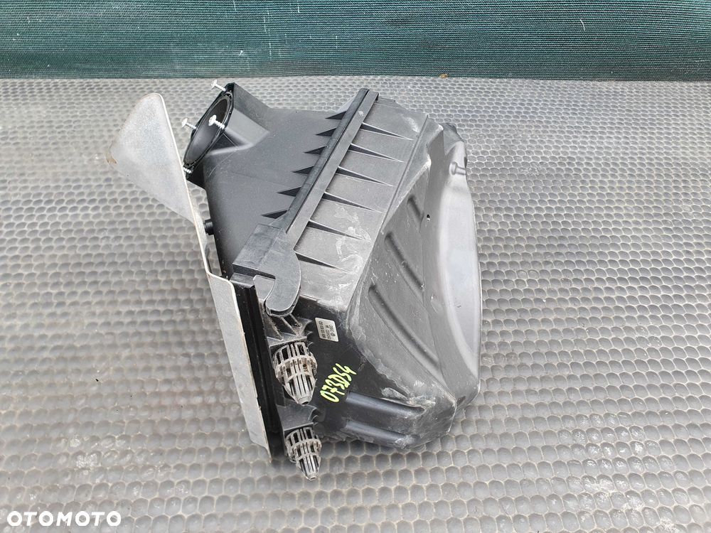 Obudowa Filtra 06B133837AG 06B133837P Powietrza Pokrywa 2.0 ALT Audi A4 B6 B7 VW