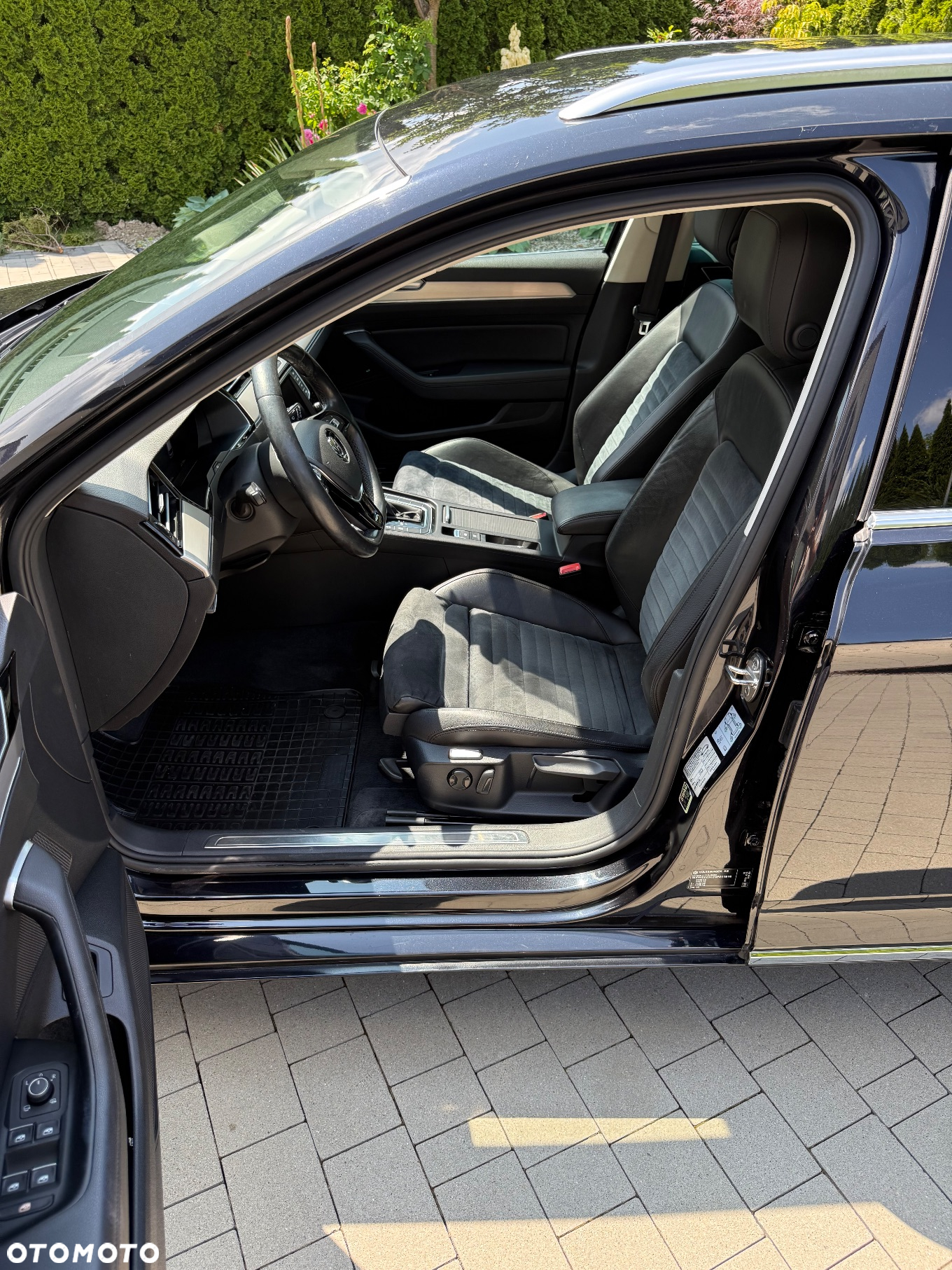 Volkswagen Passat 2.0 TDI BMT 4Mot Highline DSG - 11