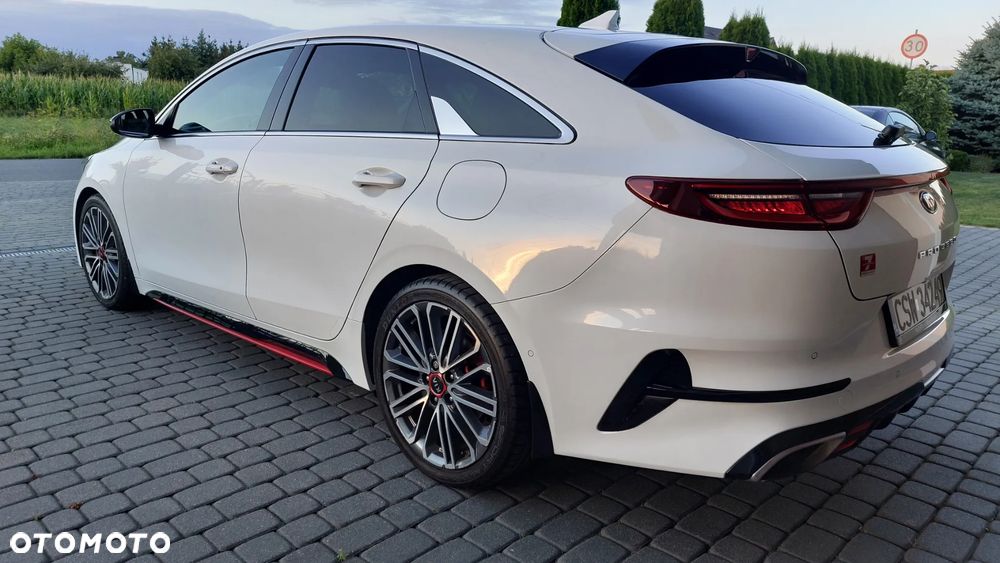 Kia ProCeed - 3