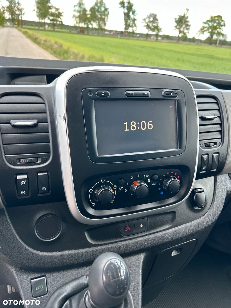 Renault Trafic - 30
