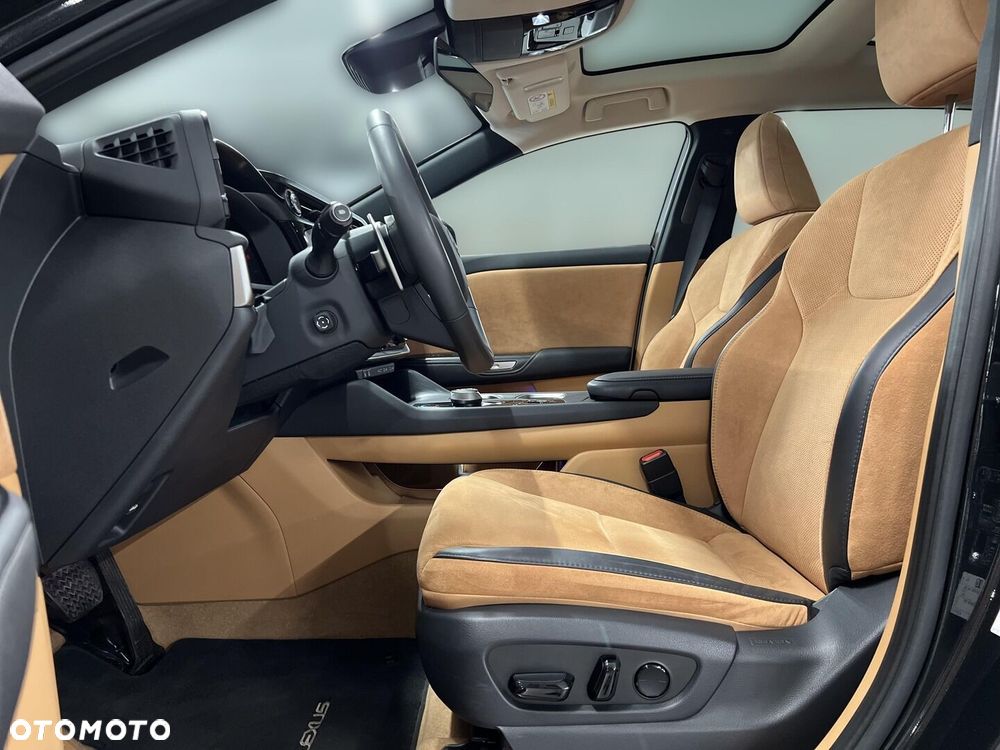 Lexus RZ 450e Omotenashi DIRECT4 - 18