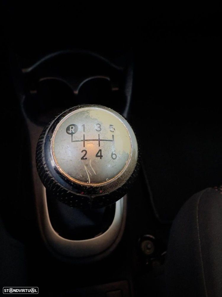 Toyota Yaris 1.33 VVT-i Sport+P.Techno +Navi - 13