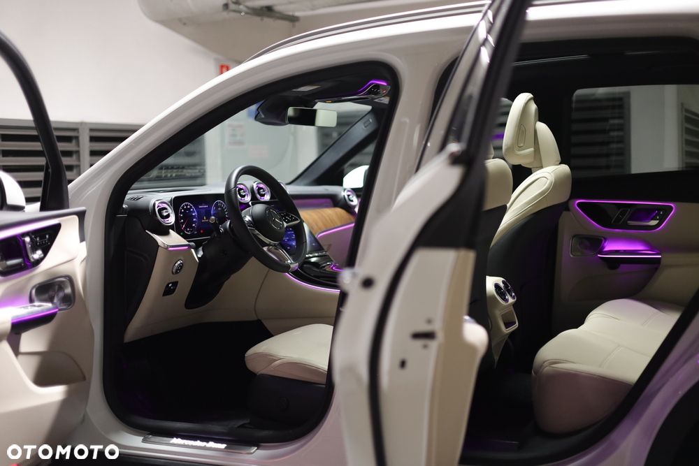 Mercedes-Benz GLC 350 e 4Matic 7G-TRONIC Exclusive - 22