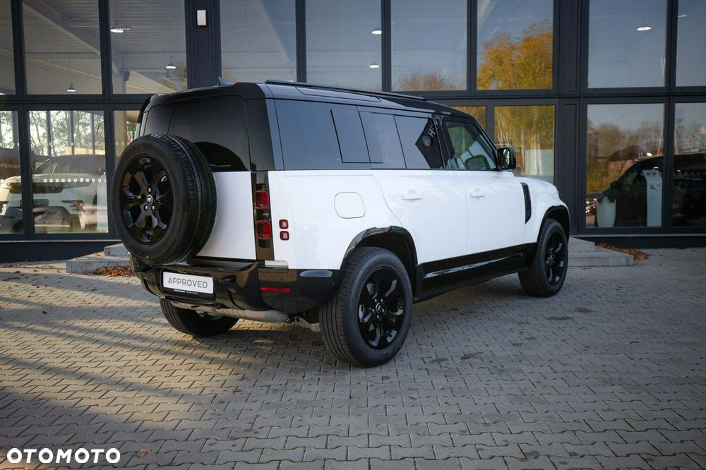 Land Rover Defender - 7