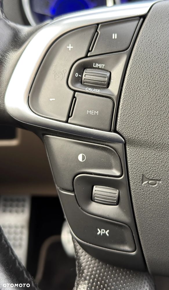 Citroën DS4 THP 200 Pure Pearl - 19