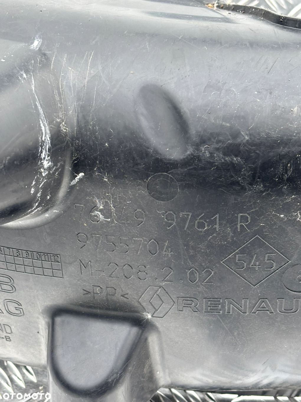 NADKOLE LEWY TYL RENAULT CAPTUR II 2 767499761R - 3