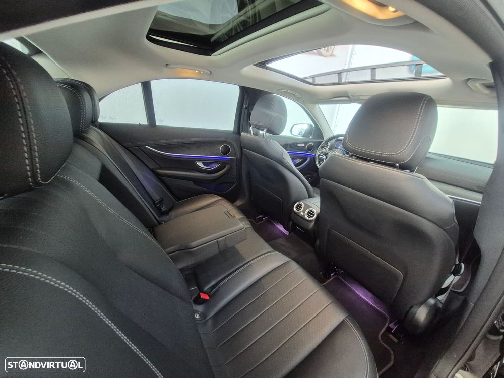 Mercedes-Benz E 300 de AMG Line - 33