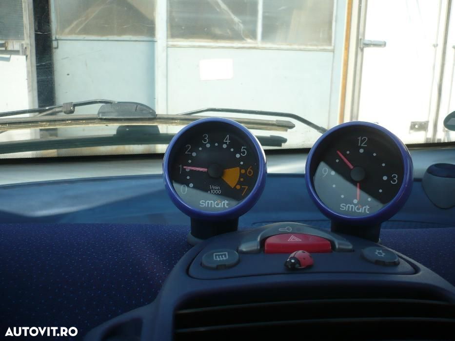 Dezmembrez Smart 0.6 benzina - 5