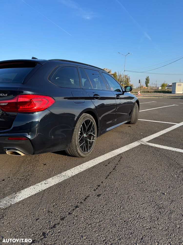 BMW Seria 5 540d xDrive Touring Aut. - 16