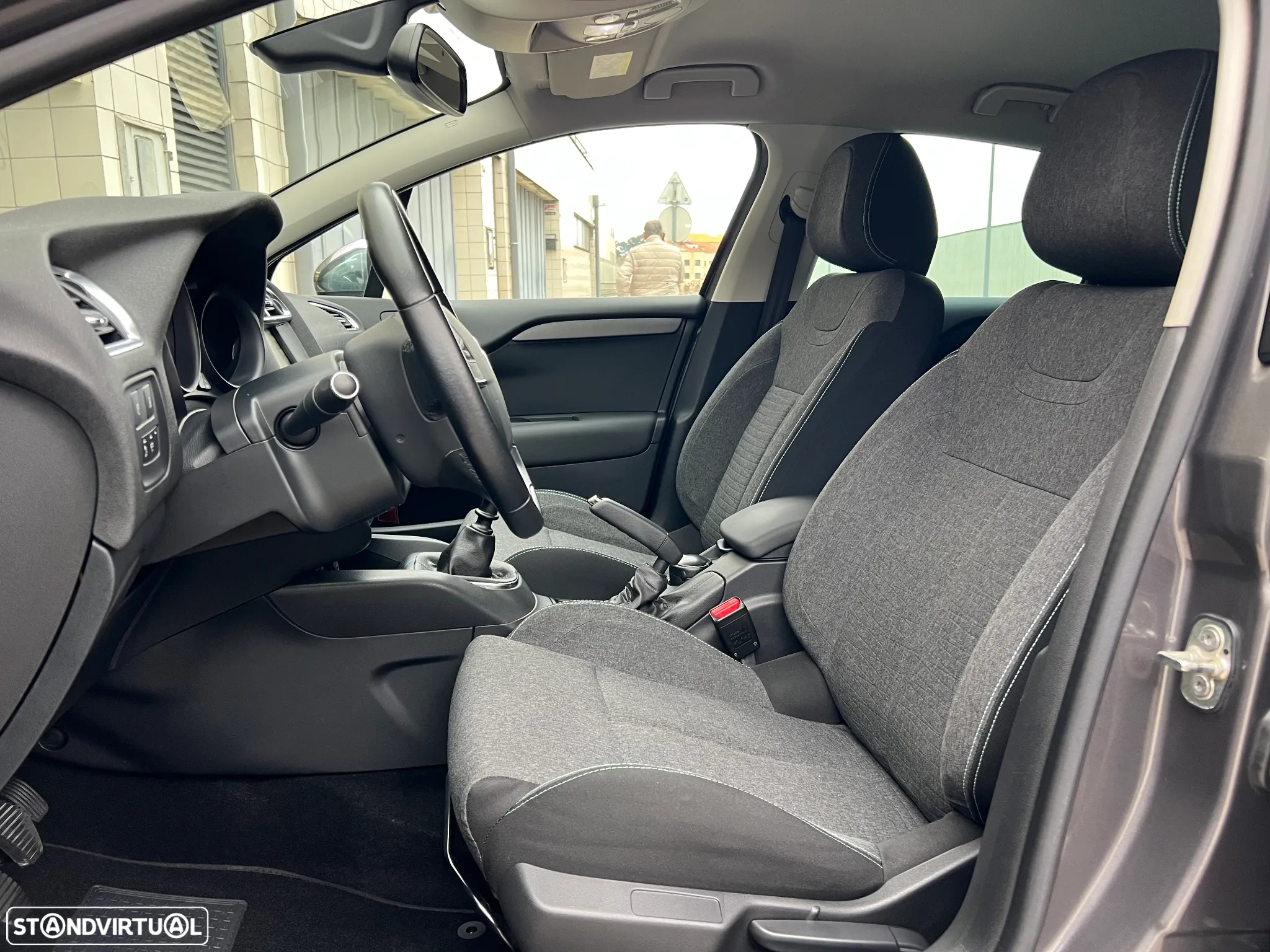 Citroën C4 1.2 PureTech Feel Edition - 13