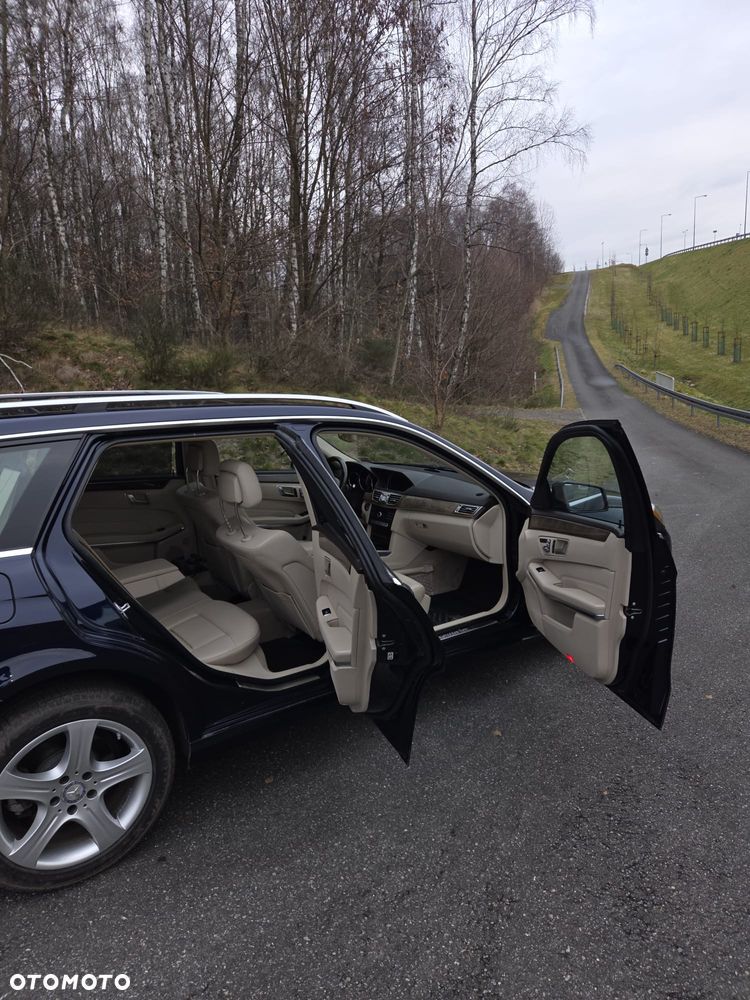 Mercedes-Benz Klasa E 350 4Matic 7G-TRONIC - 16