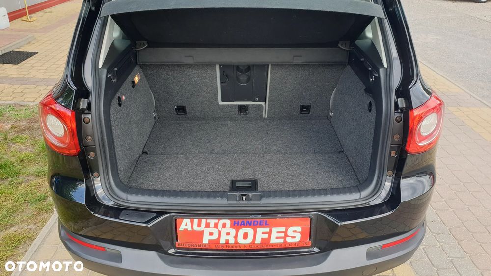 Volkswagen Tiguan - 9