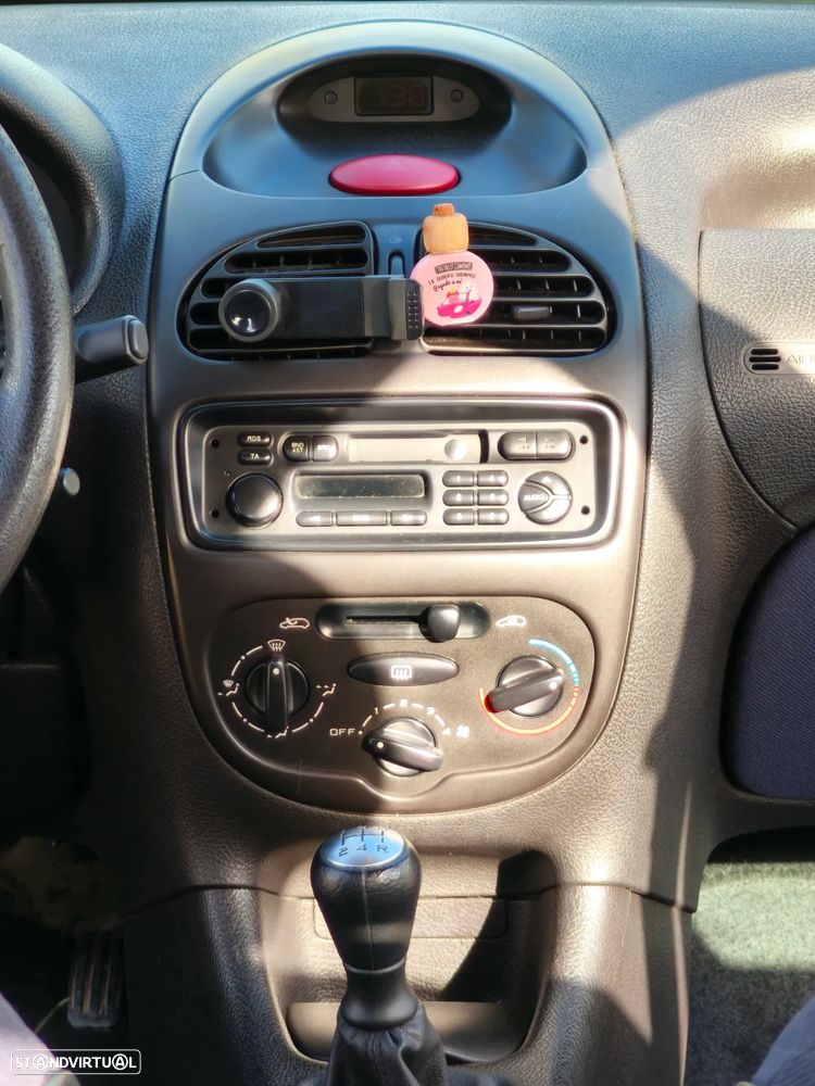 Peugeot 206 1.1 XR Présence - 7